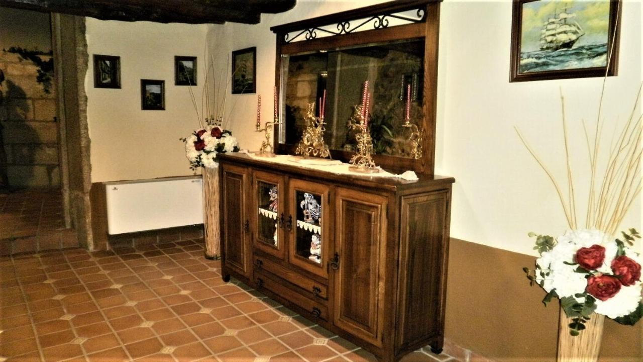 Casa De Los Somoza Melide Exteriér fotografie