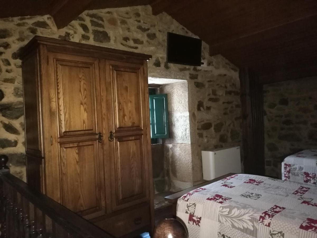 Casa De Los Somoza Melide Exteriér fotografie