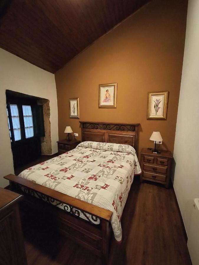 Casa De Los Somoza Melide Exteriér fotografie